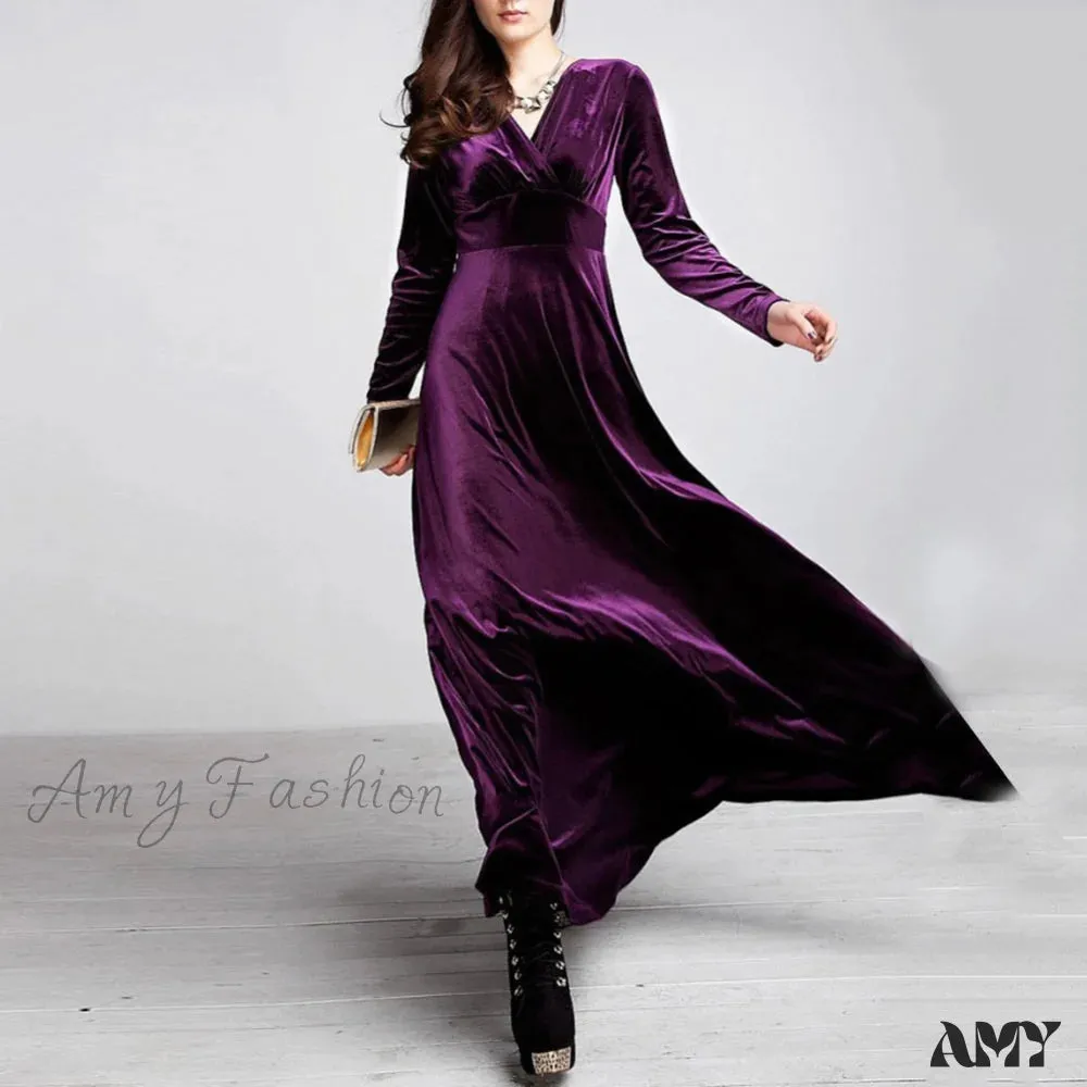 Amy Fashion - V Neck Pleated Velvet Banquet Maxi Dress