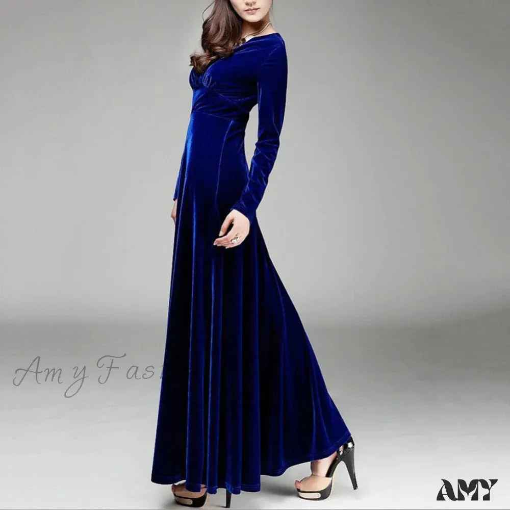 Amy Fashion - V Neck Pleated Velvet Banquet Maxi Dress