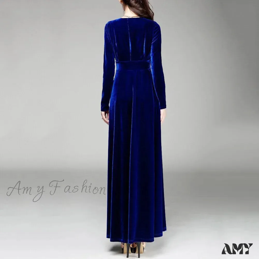 Amy Fashion - V Neck Pleated Velvet Banquet Maxi Dress