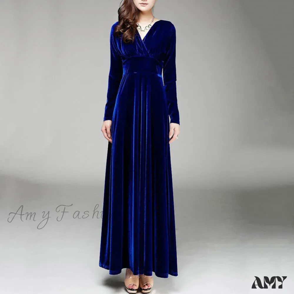 Amy Fashion - V Neck Pleated Velvet Banquet Maxi Dress