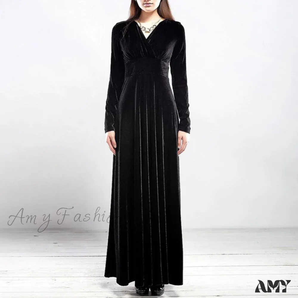 Amy Fashion - V Neck Pleated Velvet Banquet Maxi Dress