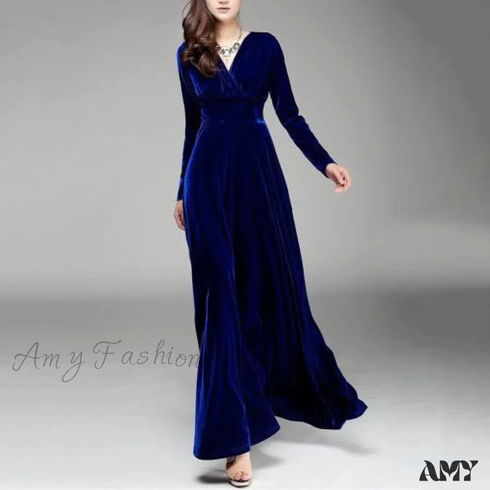 Amy Fashion - V Neck Pleated Velvet Banquet Maxi Dress