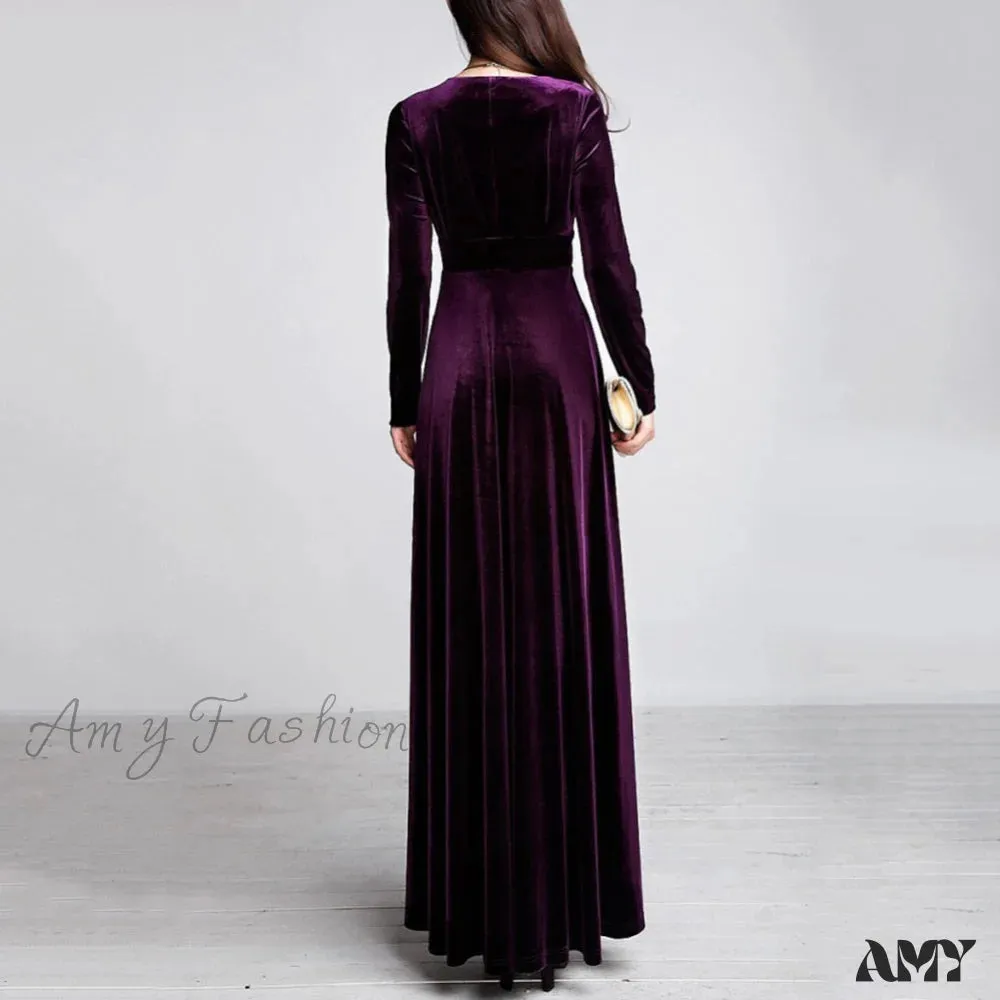 Amy Fashion - V Neck Pleated Velvet Banquet Maxi Dress