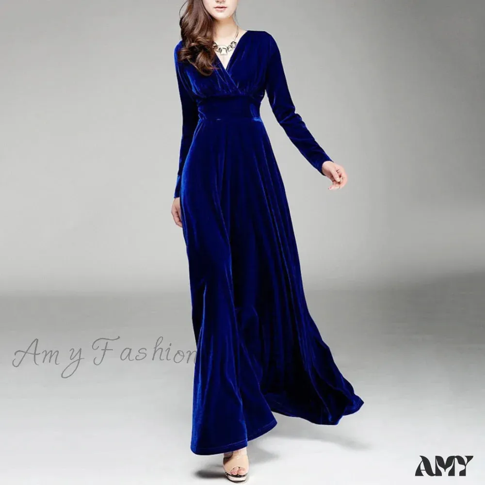 Amy Fashion - V Neck Pleated Velvet Banquet Maxi Dress