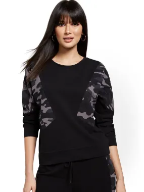 Camo-Colorblock Pullover Sweatshirt