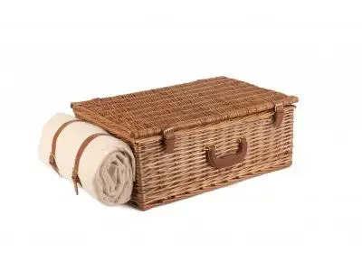 DELUXE 4 PERSON HAMPER