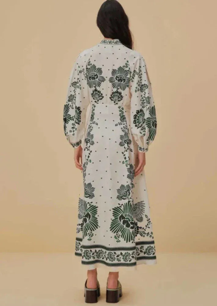 Elegant Floral Patterned Long Robe With Mandarin Collar