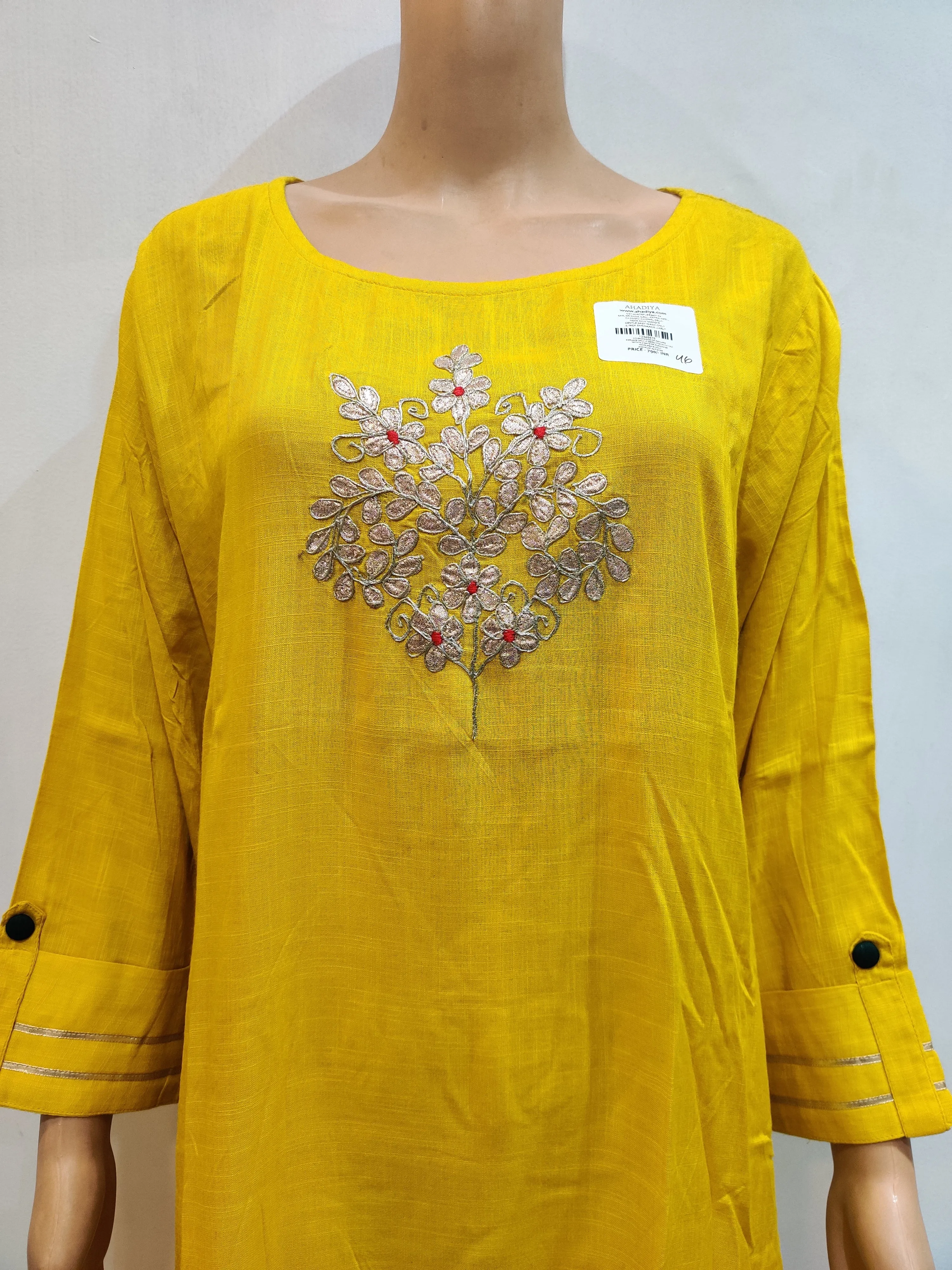 Firecracker Bush Kurti