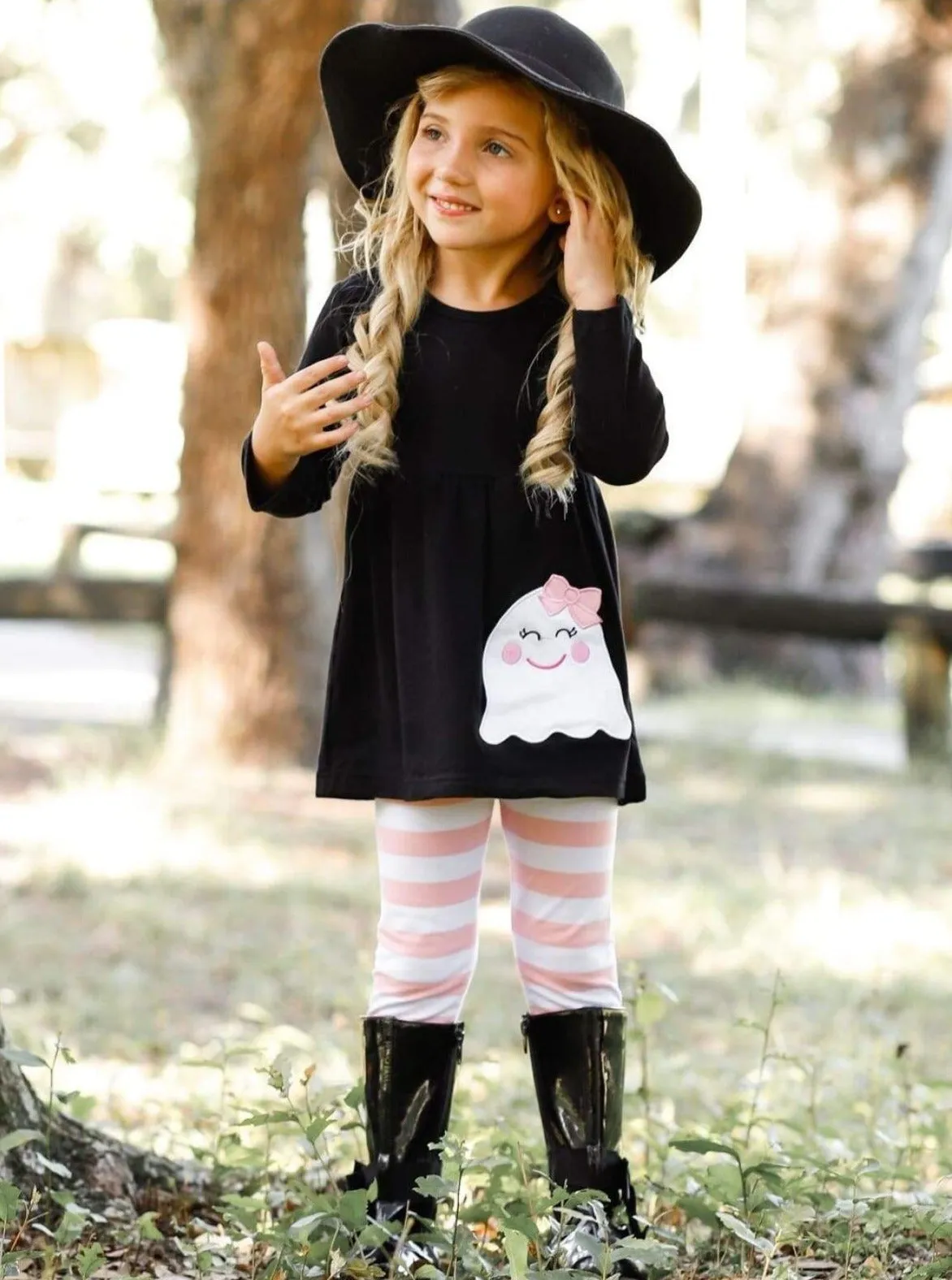 Girls Halloween Themed Long Sleeve Ghost Applique Tunic And Striped Legging Set