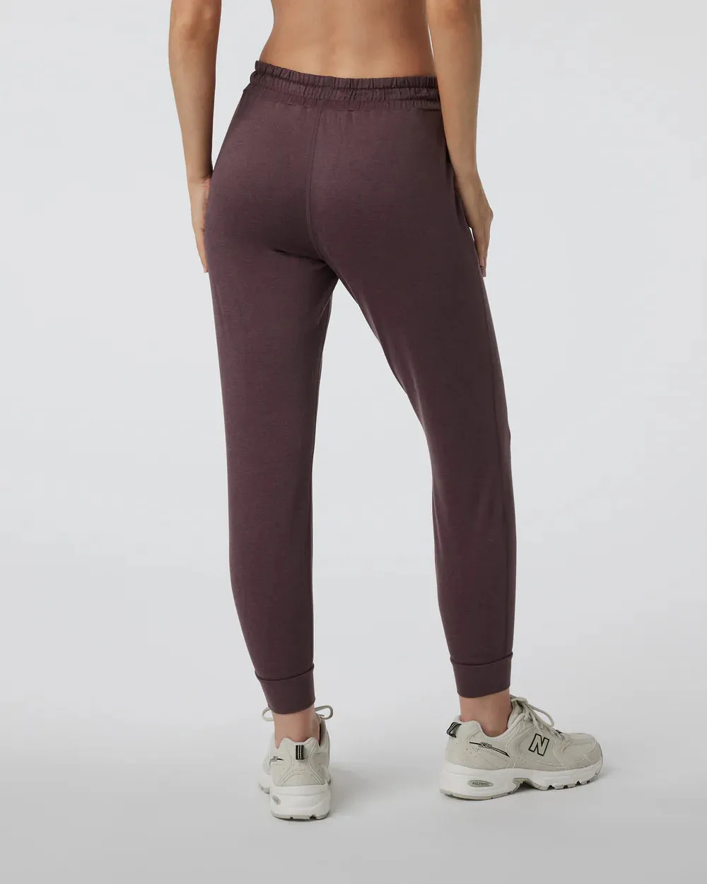 Performance Joggers in Elderberry Heather