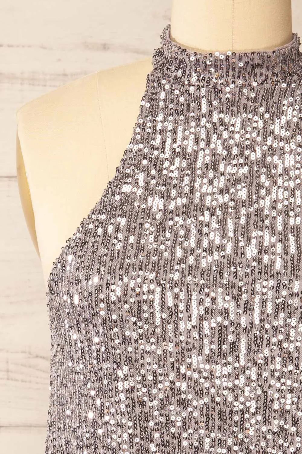 Singapour Silver | Short Sequin Dress w/ High Neck