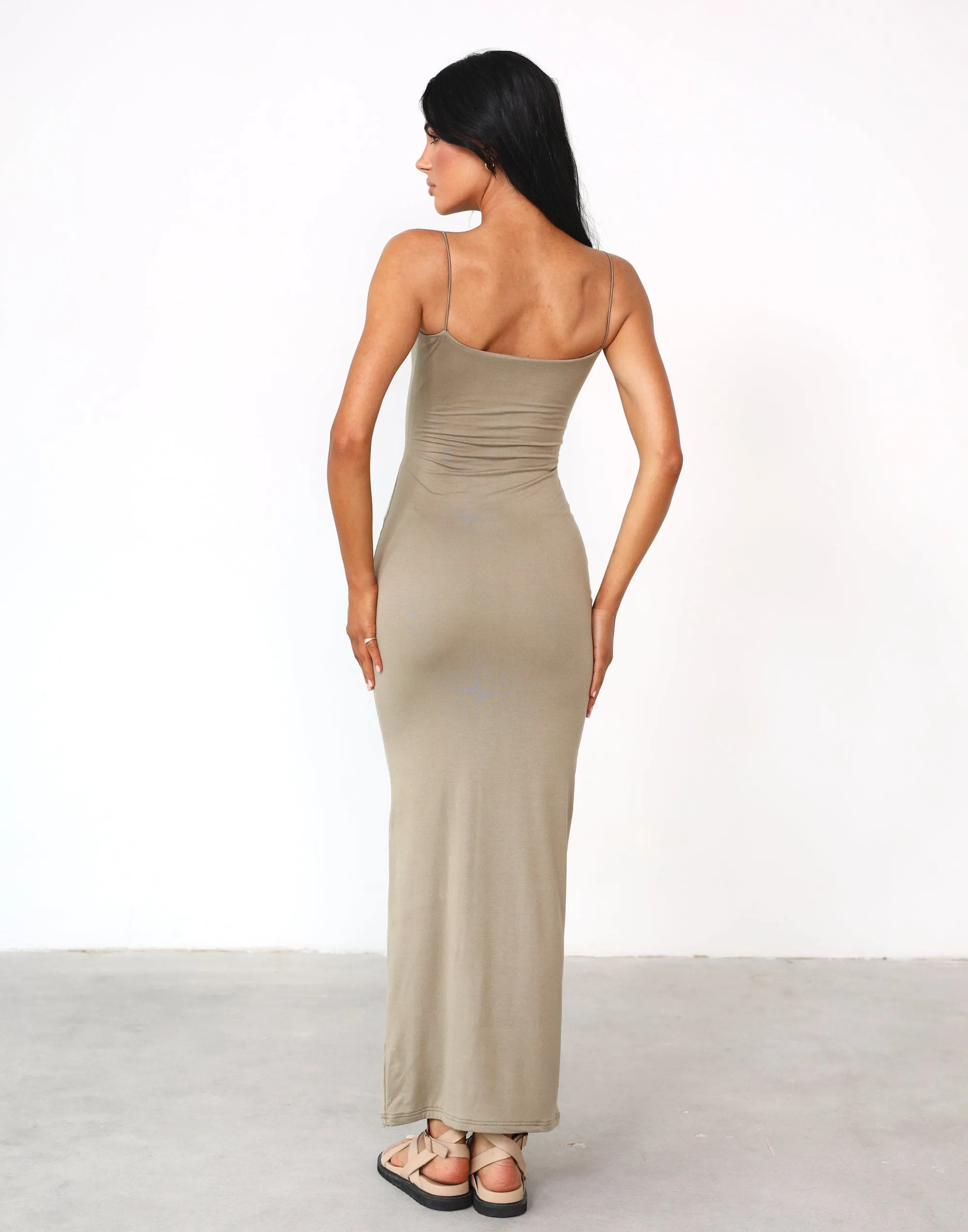 Tammy Maxi Dress (Light Khaki)