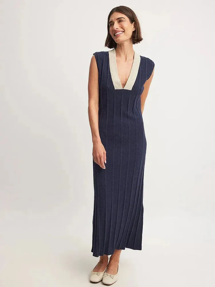 V-Neck Contrast Stylish Collar Maxi Dress